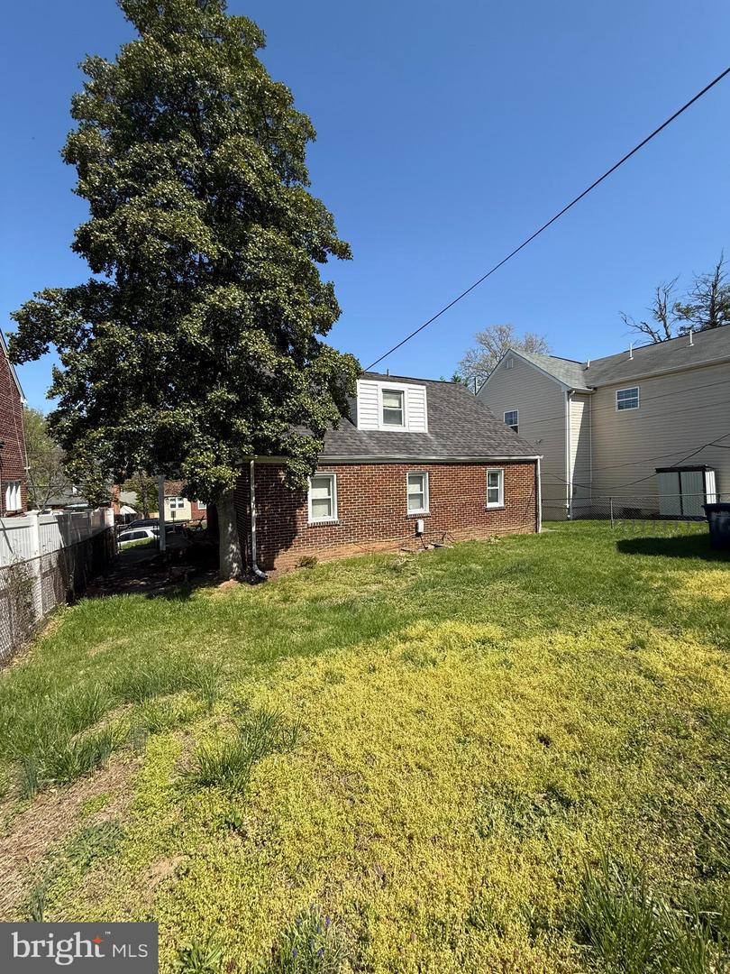 1127 45TH PL SE, WASHINGTON, District Of Columbia 20019, 5 Bedrooms Bedrooms, ,1 BathroomBathrooms,Residential,For sale,1127 45TH PL SE,DCDC2199262 MLS # DCDC2199262