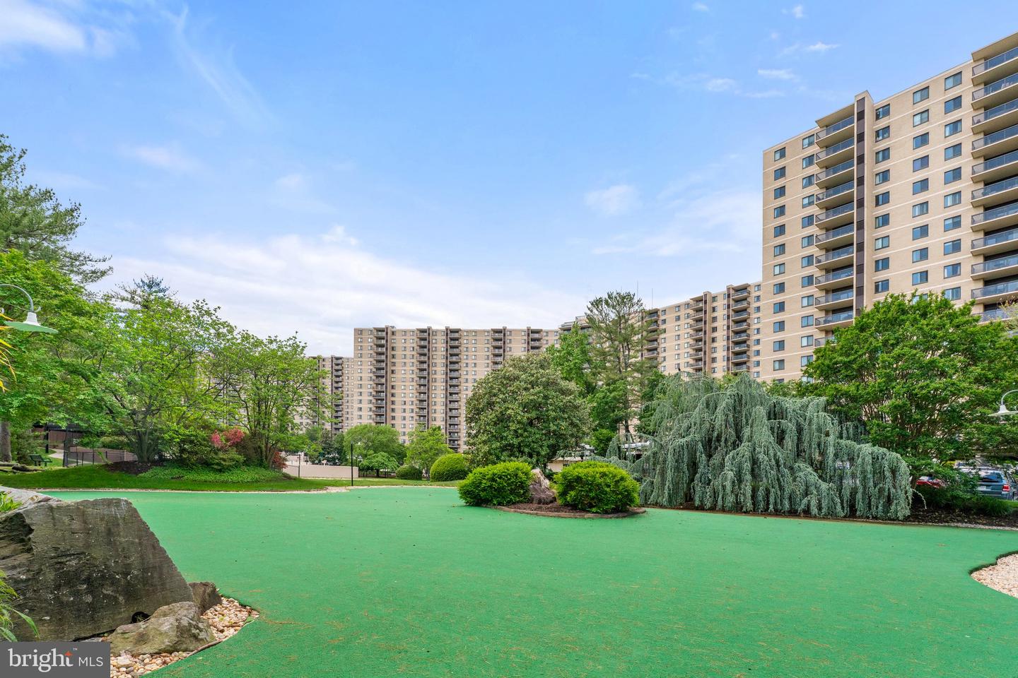 203 YOAKUM PKWY #603, ALEXANDRIA, Virginia 22304, 2 Bedrooms Bedrooms, ,2 BathroomsBathrooms,Residential,For sale,203 YOAKUM PKWY #603,VAAX2045032 MLS # VAAX2045032