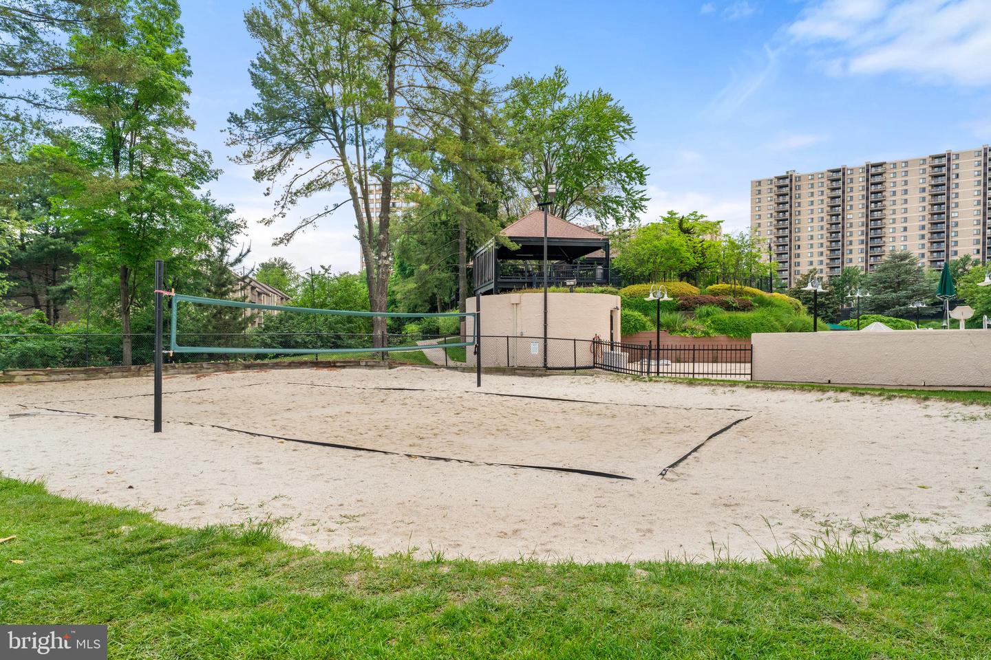 203 YOAKUM PKWY #603, ALEXANDRIA, Virginia 22304, 2 Bedrooms Bedrooms, ,2 BathroomsBathrooms,Residential,For sale,203 YOAKUM PKWY #603,VAAX2045032 MLS # VAAX2045032