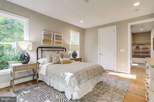 1829 GRIFFITH RD, FALLS CHURCH, Virginia 22043, 6 Bedrooms Bedrooms, 14 Rooms Rooms,5 BathroomsBathrooms,Residential,For sale,1829 GRIFFITH RD,VAFX2238784 MLS # VAFX2238784