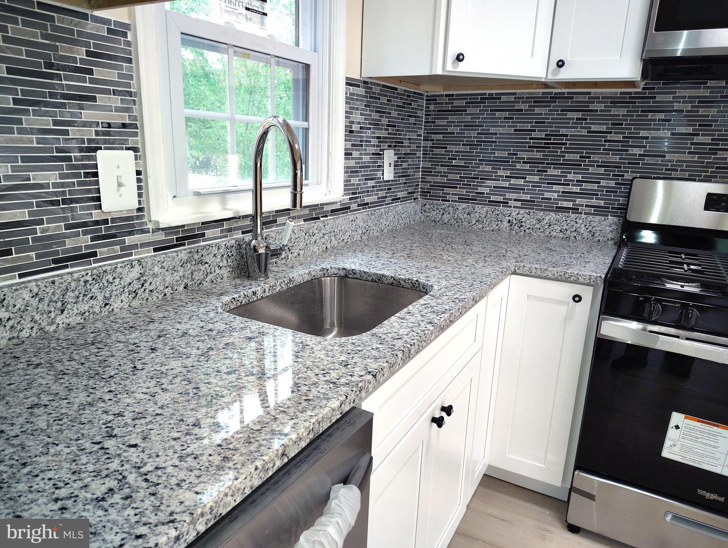 1912 RICHMOND AVE, WOODBRIDGE, Virginia 22191, 5 Bedrooms Bedrooms, ,2 BathroomsBathrooms,Residential,For sale,1912 RICHMOND AVE,VAPW2094040 MLS # VAPW2094040