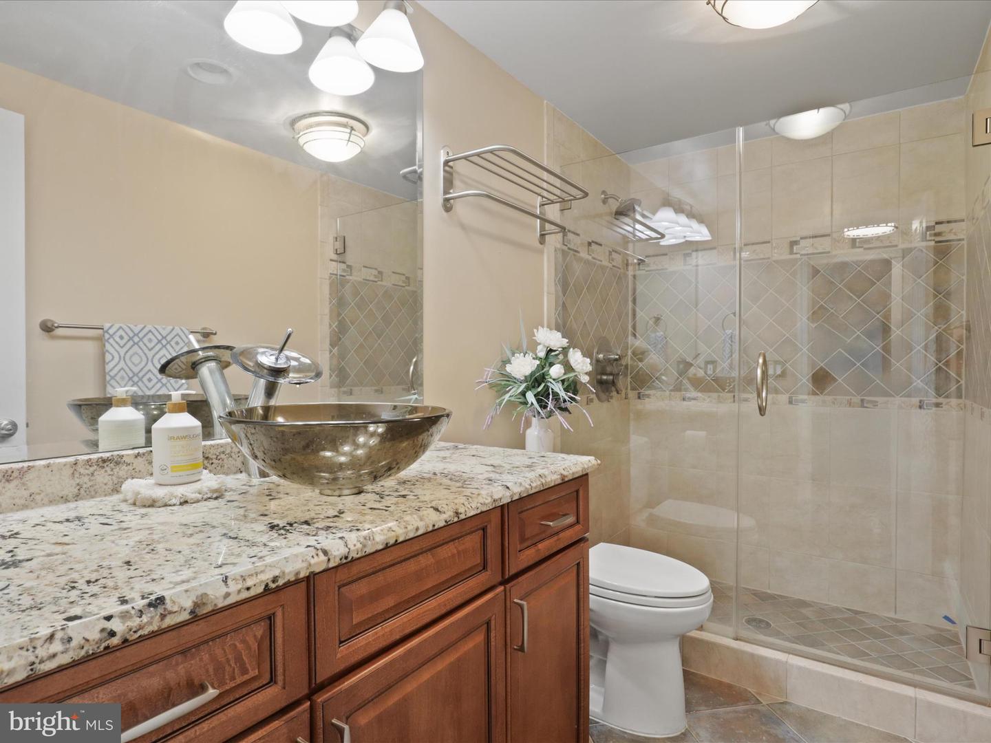 6101 EDSALL RD #1705, ALEXANDRIA, Virginia 22304, 2 Bedrooms Bedrooms, ,2 BathroomsBathrooms,Residential,For sale,6101 EDSALL RD #1705,VAAX2045006 MLS # VAAX2045006