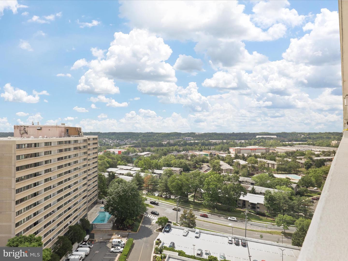 6101 EDSALL RD #1705, ALEXANDRIA, Virginia 22304, 2 Bedrooms Bedrooms, ,2 BathroomsBathrooms,Residential,For sale,6101 EDSALL RD #1705,VAAX2045006 MLS # VAAX2045006