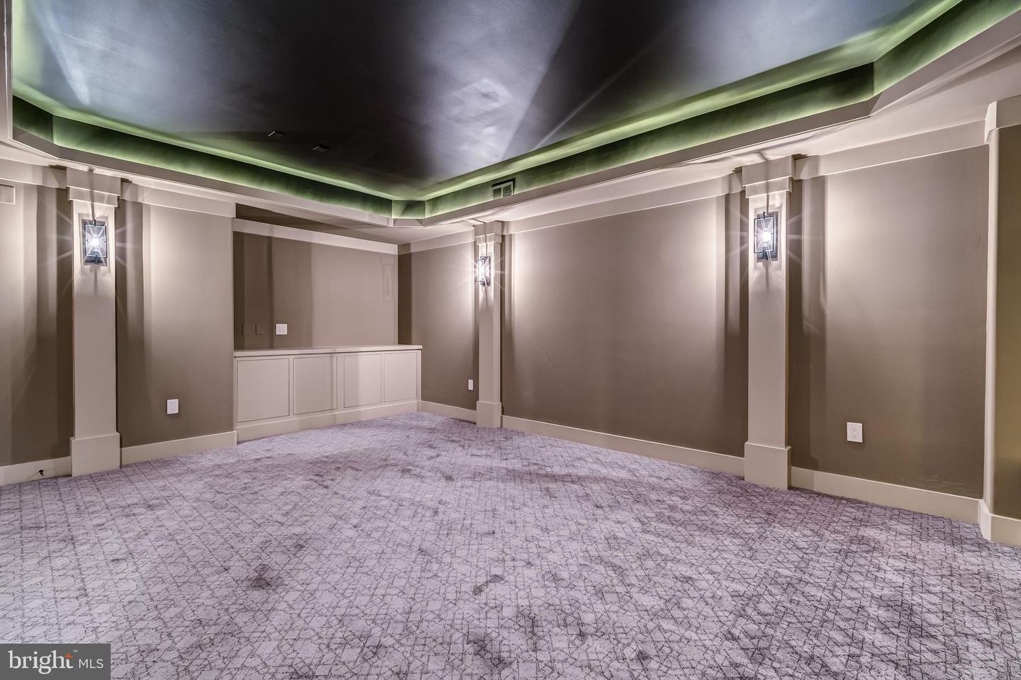 506 KINGSLEY RD, VIENNA, Virginia 22180, 6 Bedrooms Bedrooms, ,6 BathroomsBathrooms,Residential,For sale,506 KINGSLEY RD,VAFX2239030 MLS # VAFX2239030