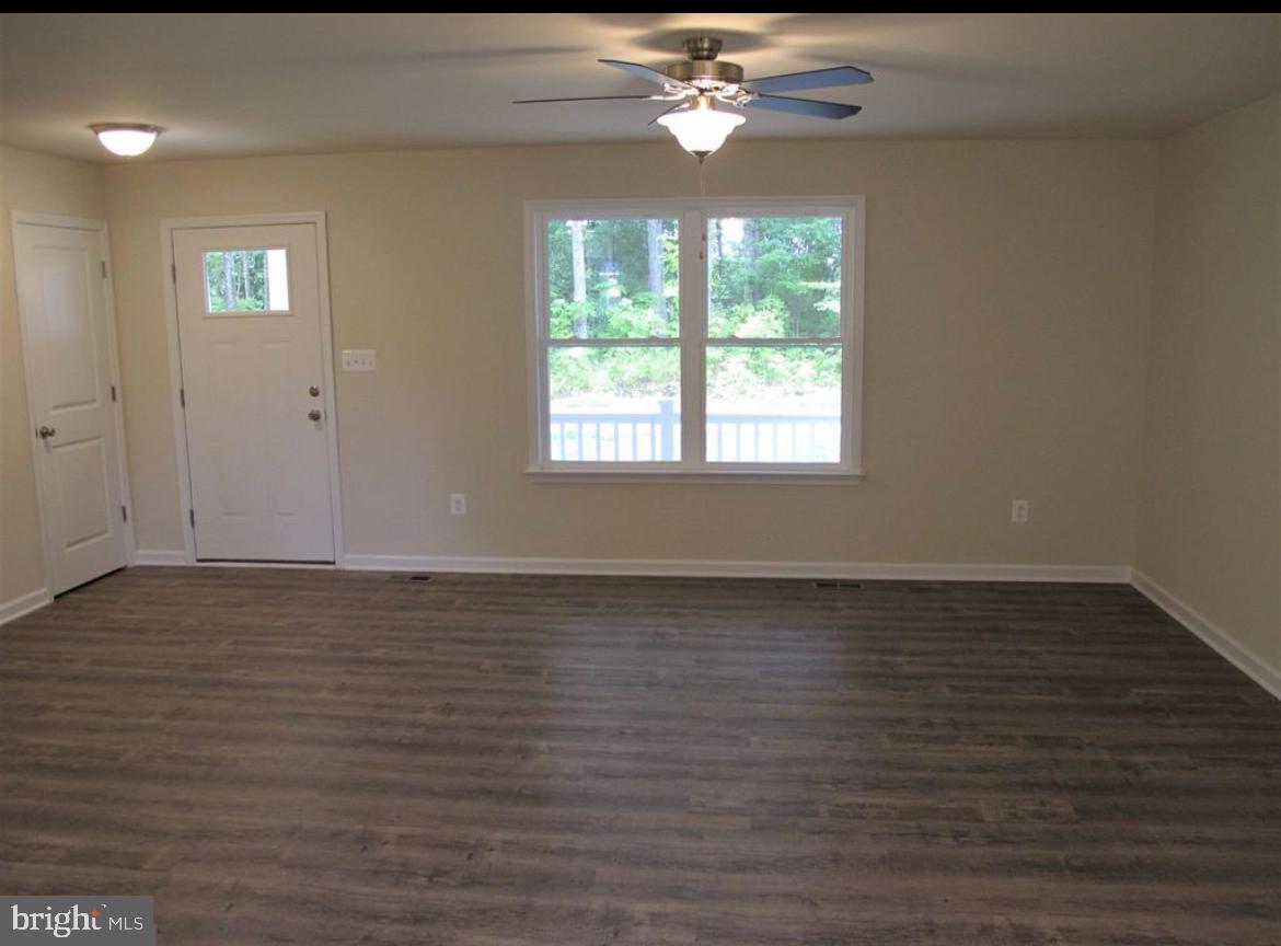 520 GLEBE RD S, MONTROSS, Virginia 22520, 3 Bedrooms Bedrooms, ,2 BathroomsBathrooms,Residential,For sale,520 GLEBE RD S,VAWE2008862 MLS # VAWE2008862