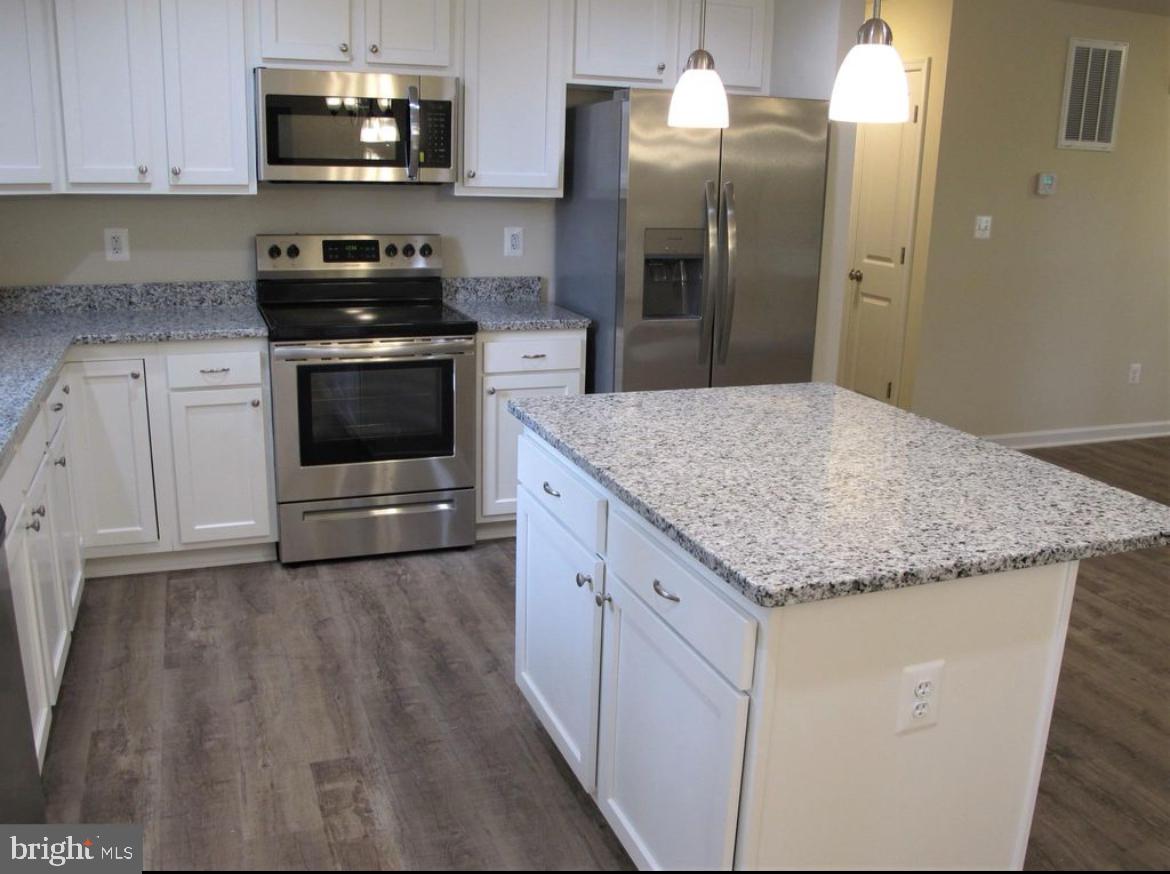 520 GLEBE RD S, MONTROSS, Virginia 22520, 3 Bedrooms Bedrooms, ,2 BathroomsBathrooms,Residential,For sale,520 GLEBE RD S,VAWE2008862 MLS # VAWE2008862