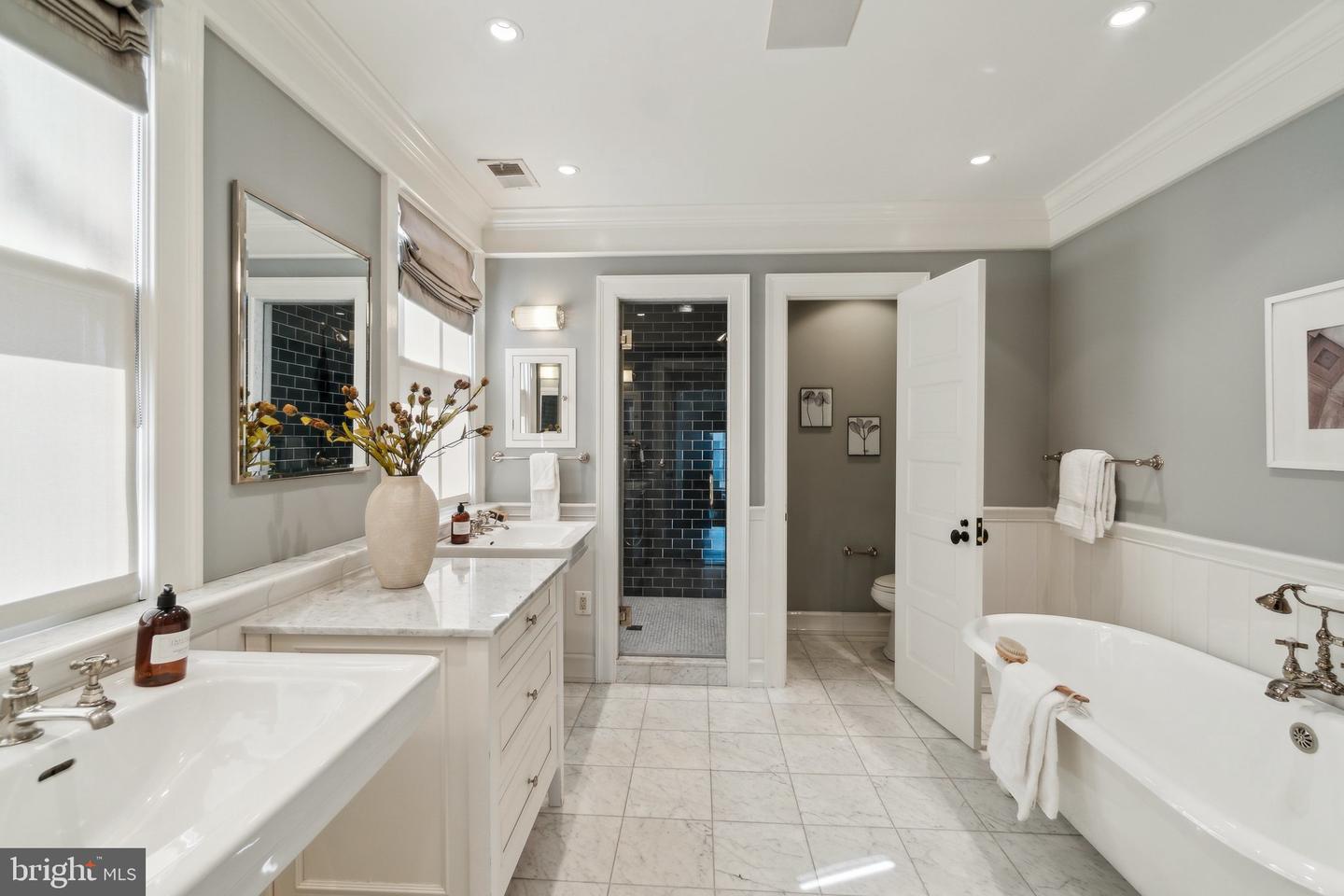 3257 O ST NW, WASHINGTON, District Of Columbia 20007, 4 Bedrooms Bedrooms, ,3 BathroomsBathrooms,Residential,For sale,3257 O ST NW,DCDC2199400 MLS # DCDC2199400