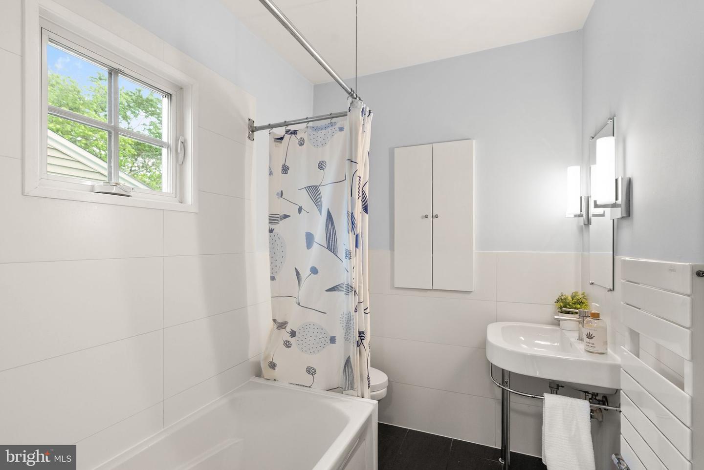 4339 BRANDYWINE ST NW, WASHINGTON, District Of Columbia 20016, 4 Bedrooms Bedrooms, ,3 BathroomsBathrooms,Residential,For sale,4339 BRANDYWINE ST NW,DCDC2199420 MLS # DCDC2199420