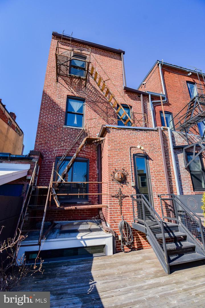 1830 COLUMBIA RD NW, WASHINGTON, District Of Columbia 20009, 4 Bedrooms Bedrooms, ,4 BathroomsBathrooms,Residential,For sale,1830 COLUMBIA RD NW,DCDC2199434 MLS # DCDC2199434