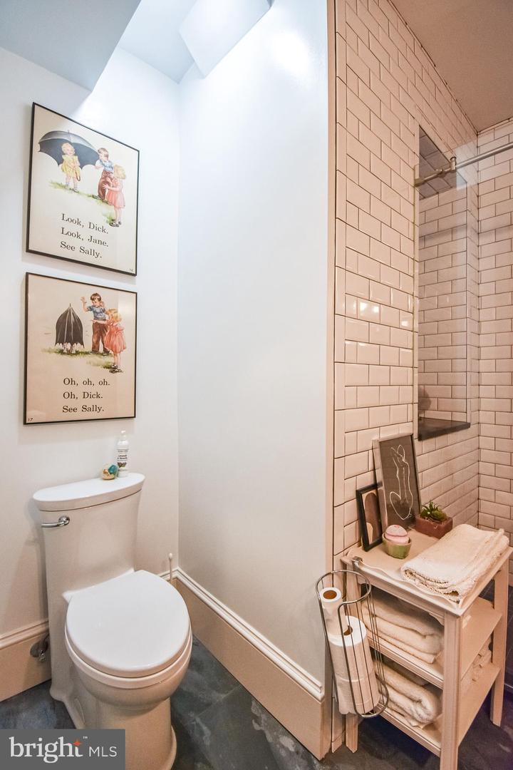 1830 COLUMBIA RD NW, WASHINGTON, District Of Columbia 20009, 4 Bedrooms Bedrooms, ,4 BathroomsBathrooms,Residential,For sale,1830 COLUMBIA RD NW,DCDC2199434 MLS # DCDC2199434