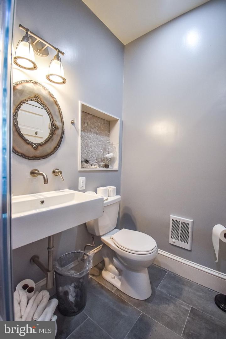 1830 COLUMBIA RD NW, WASHINGTON, District Of Columbia 20009, 4 Bedrooms Bedrooms, ,4 BathroomsBathrooms,Residential,For sale,1830 COLUMBIA RD NW,DCDC2199434 MLS # DCDC2199434