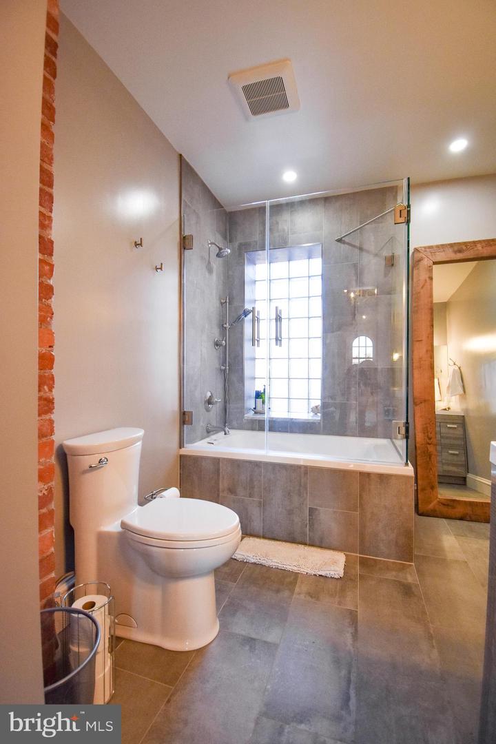1830 COLUMBIA RD NW, WASHINGTON, District Of Columbia 20009, 4 Bedrooms Bedrooms, ,4 BathroomsBathrooms,Residential,For sale,1830 COLUMBIA RD NW,DCDC2199434 MLS # DCDC2199434