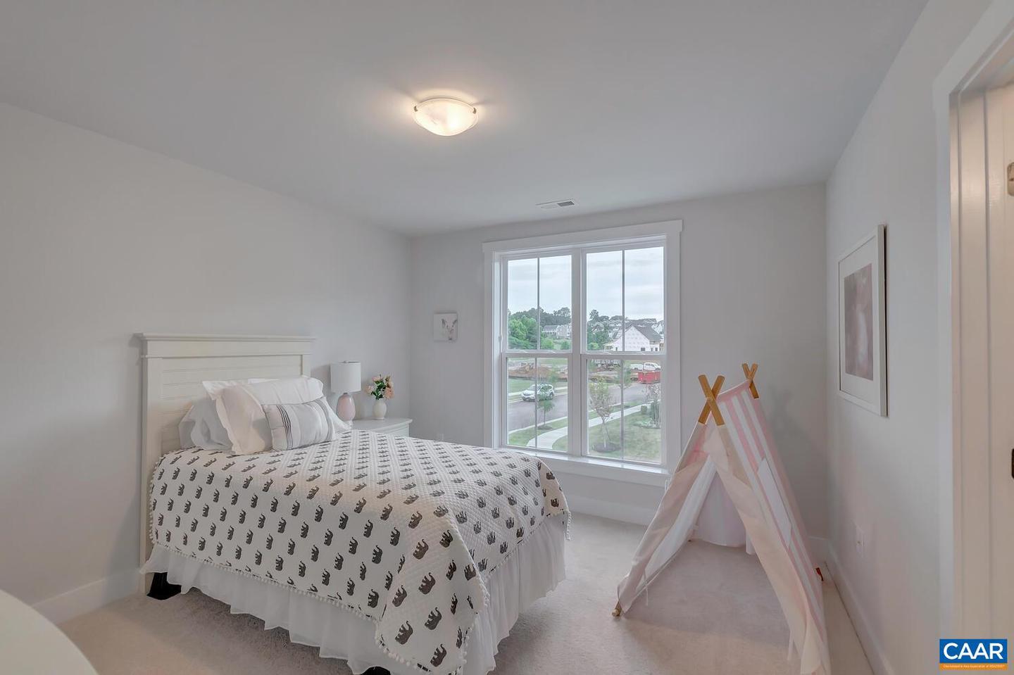 33 FOWLER ST #C, CHARLOTTESVILLE, Virginia 22911, 4 Bedrooms Bedrooms, ,4 BathroomsBathrooms,Residential,For sale,33 FOWLER ST #C,664188 MLS # 664188