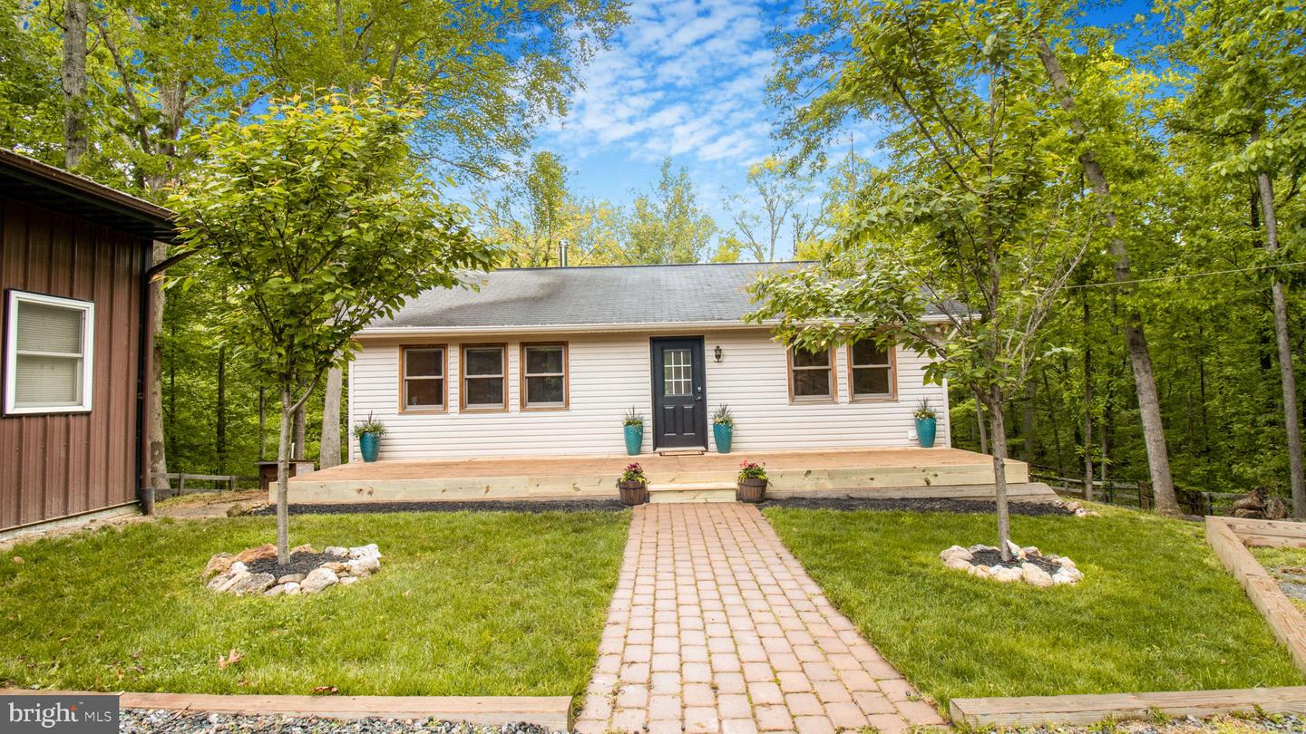 2834 CALMES NECK LN, BOYCE, Virginia 22620, 1 Bedroom Bedrooms, ,2 BathroomsBathrooms,Residential,For sale,2834 CALMES NECK LN,VACL2003712 MLS # VACL2003712