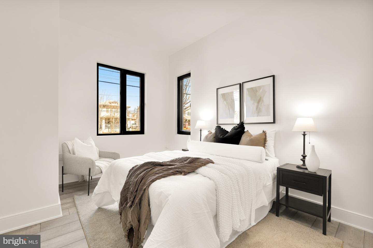 1001 RHODE ISLAND AVE NE #101, WASHINGTON, District Of Columbia 20018, 2 Bedrooms Bedrooms, ,2 BathroomsBathrooms,Residential,For sale,1001 RHODE ISLAND AVE NE #101,DCDC2199328 MLS # DCDC2199328