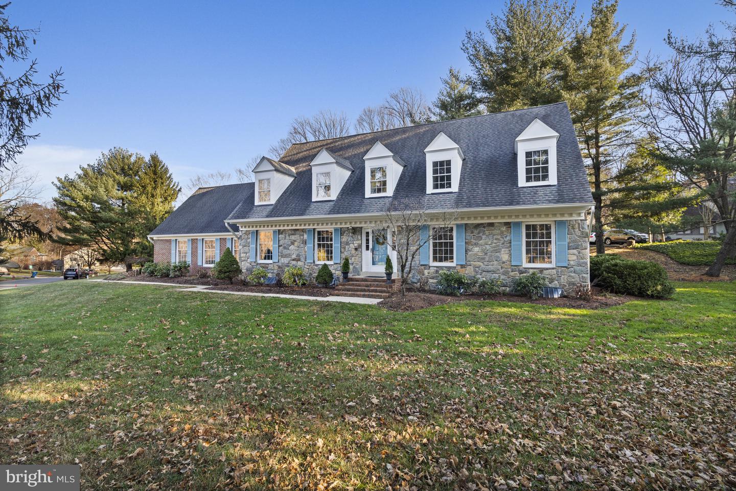 10333 HICKORY FOREST DR, OAKTON, Virginia 22124, 3 Bedrooms Bedrooms, ,2 BathroomsBathrooms,Residential,For sale,10333 HICKORY FOREST DR,VAFX2239034 MLS # VAFX2239034