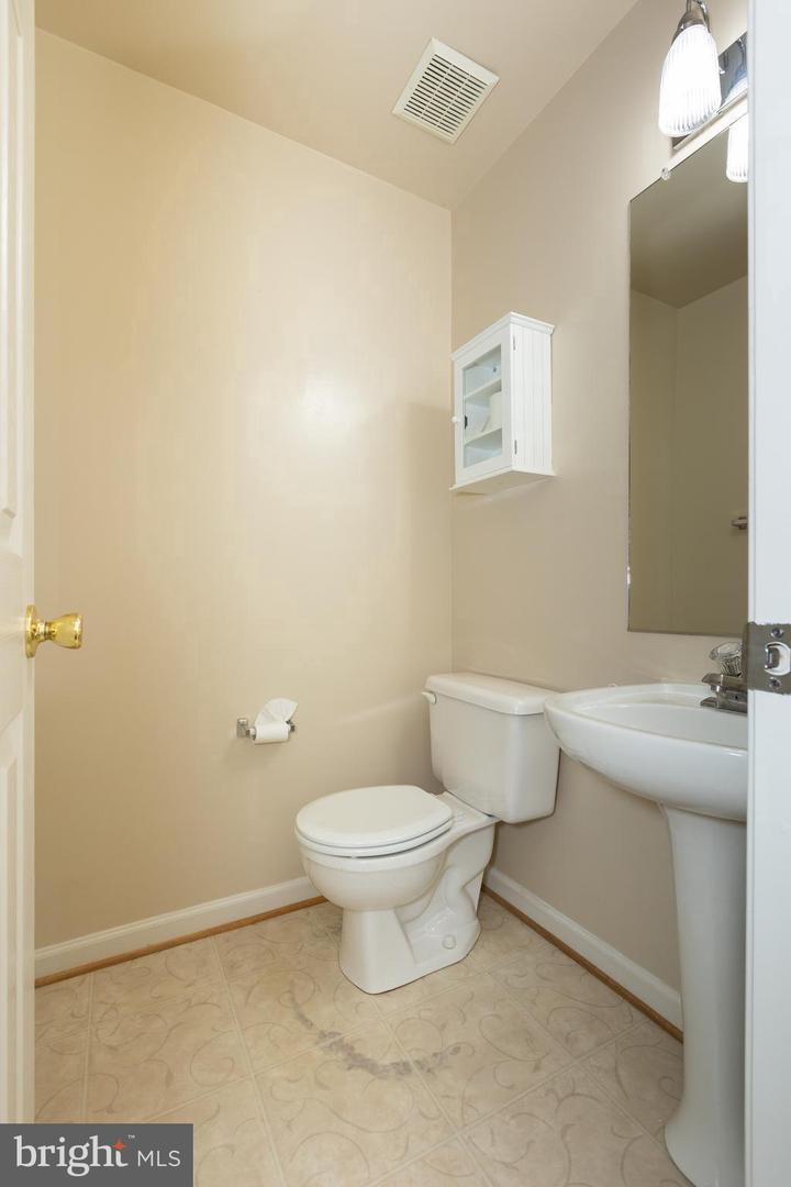 6376 JAMES HARRIS WAY, CENTREVILLE, Virginia 20121, 3 Bedrooms Bedrooms, ,2 BathroomsBathrooms,Residential,For sale,6376 JAMES HARRIS WAY,VAFX2238990 MLS # VAFX2238990