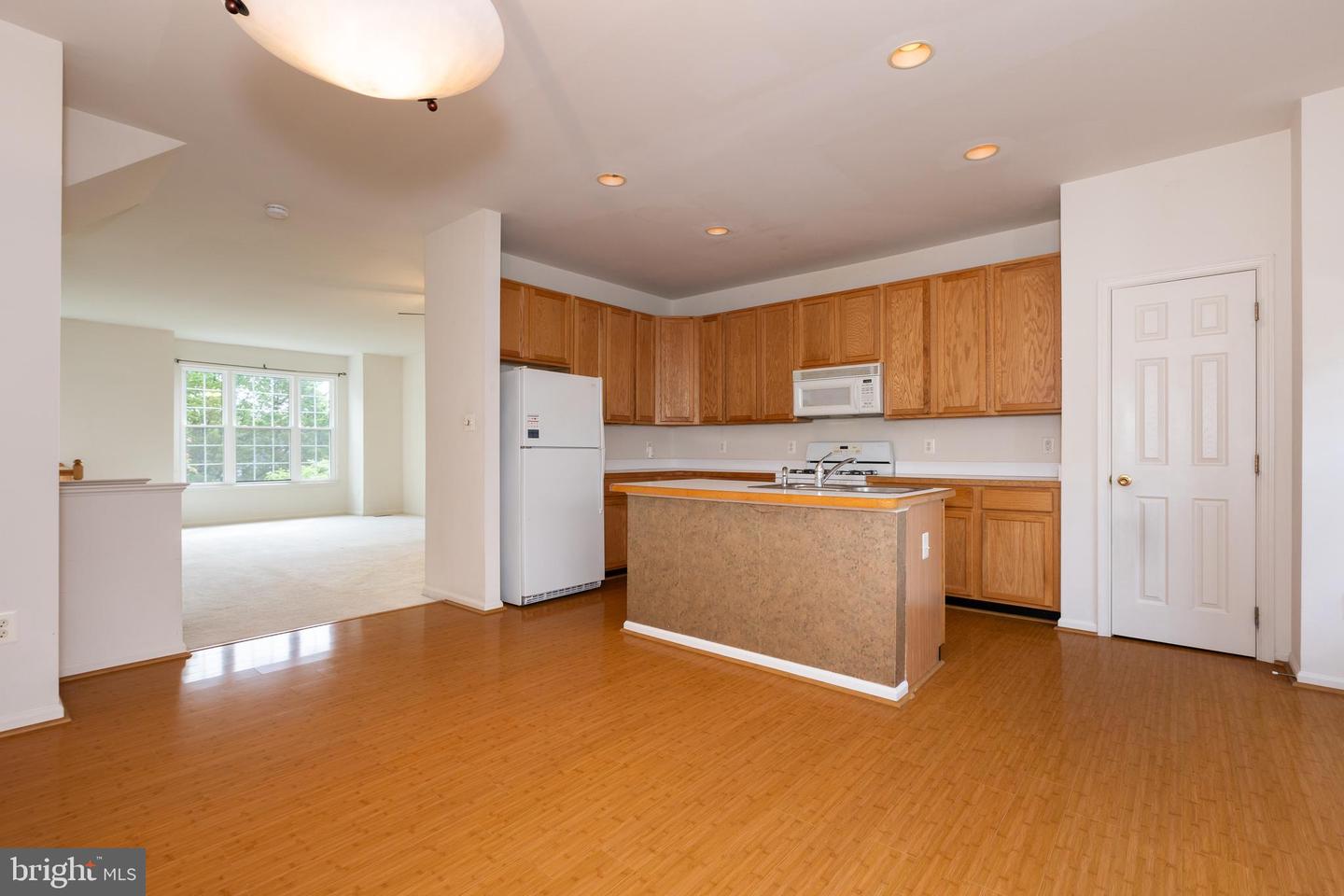 6376 JAMES HARRIS WAY, CENTREVILLE, Virginia 20121, 3 Bedrooms Bedrooms, ,2 BathroomsBathrooms,Residential,For sale,6376 JAMES HARRIS WAY,VAFX2238990 MLS # VAFX2238990