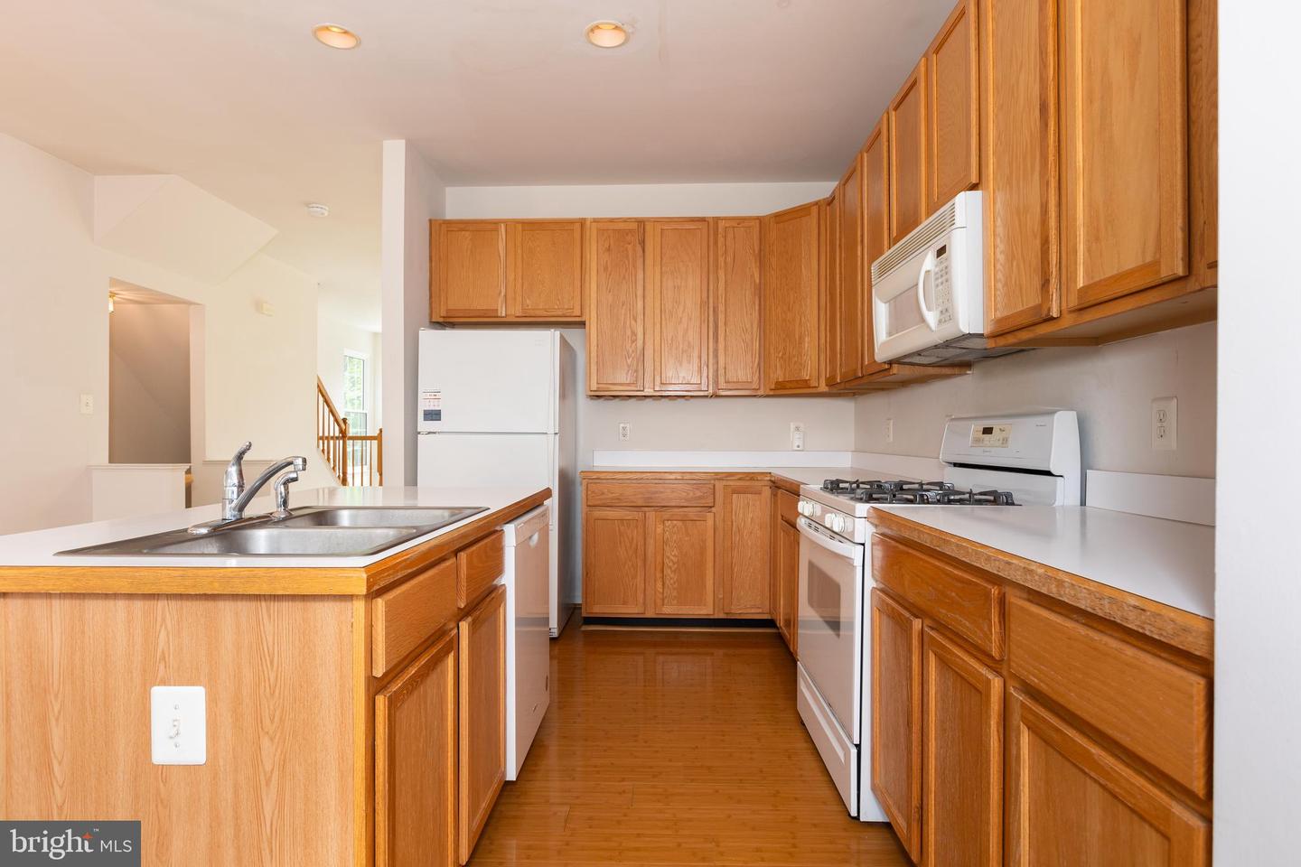 6376 JAMES HARRIS WAY, CENTREVILLE, Virginia 20121, 3 Bedrooms Bedrooms, ,2 BathroomsBathrooms,Residential,For sale,6376 JAMES HARRIS WAY,VAFX2238990 MLS # VAFX2238990