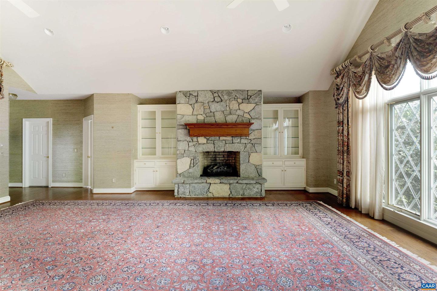 2121 GARTH RD, CHARLOTTESVILLE, Virginia 22901, 3 Bedrooms Bedrooms, ,3 BathroomsBathrooms,Residential,For sale,2121 GARTH RD,664135 MLS # 664135