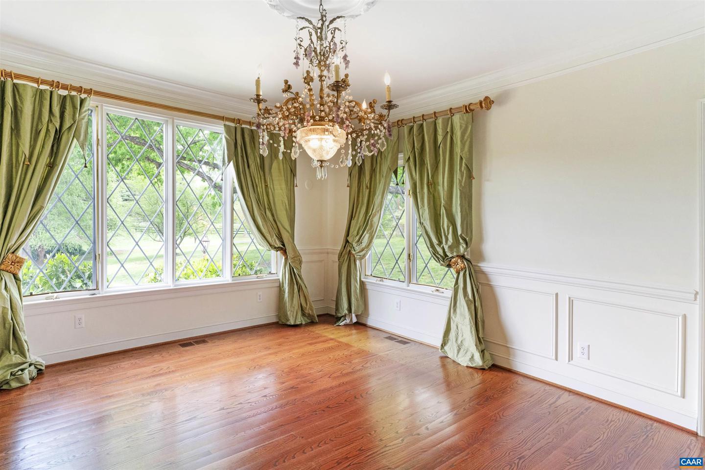 2121 GARTH RD, CHARLOTTESVILLE, Virginia 22901, 3 Bedrooms Bedrooms, ,3 BathroomsBathrooms,Residential,For sale,2121 GARTH RD,664135 MLS # 664135
