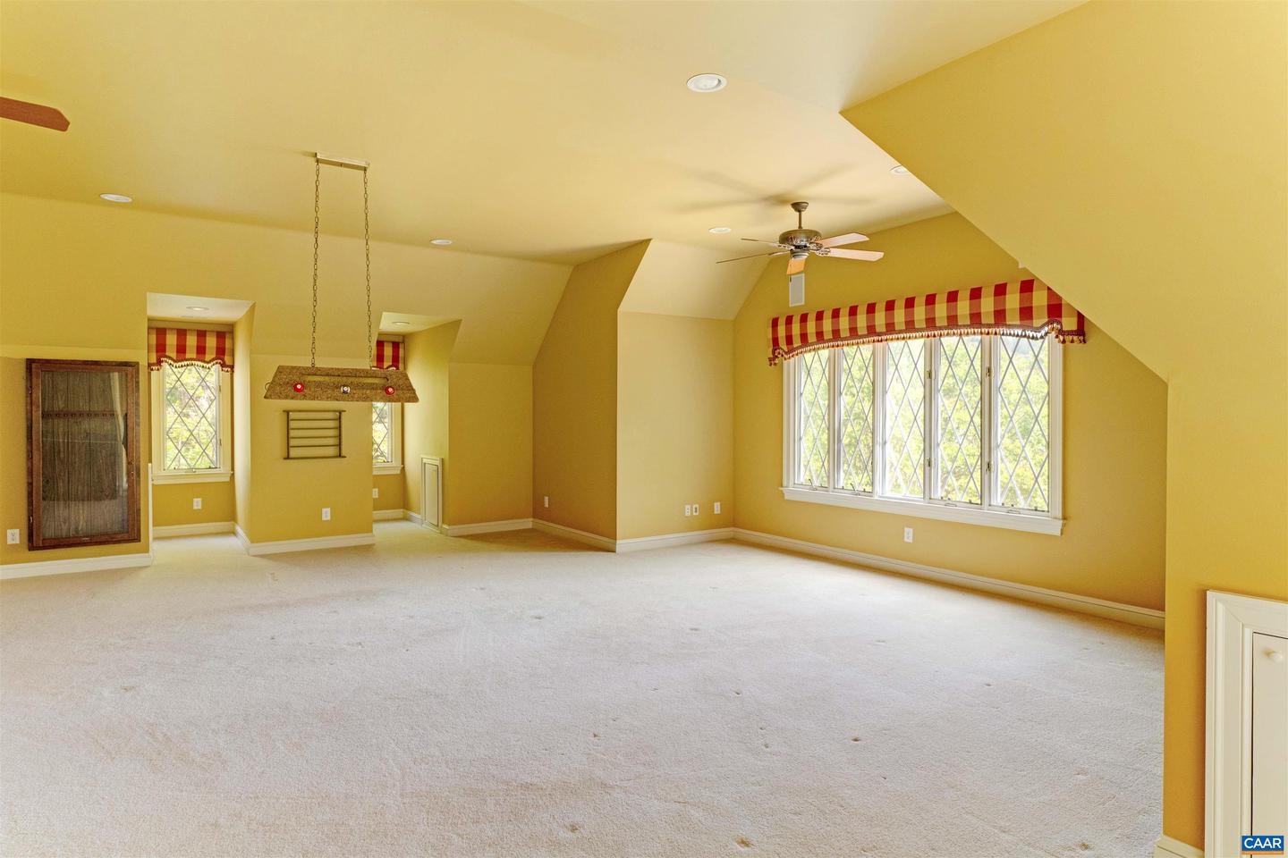 2121 GARTH RD, CHARLOTTESVILLE, Virginia 22901, 3 Bedrooms Bedrooms, ,3 BathroomsBathrooms,Residential,For sale,2121 GARTH RD,664135 MLS # 664135