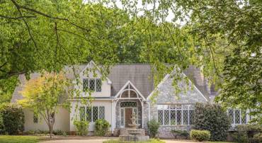 2121 GARTH RD, CHARLOTTESVILLE, Virginia 22901, 3 Bedrooms Bedrooms, ,3 BathroomsBathrooms,Residential,For sale,2121 GARTH RD,664135 MLS # 664135