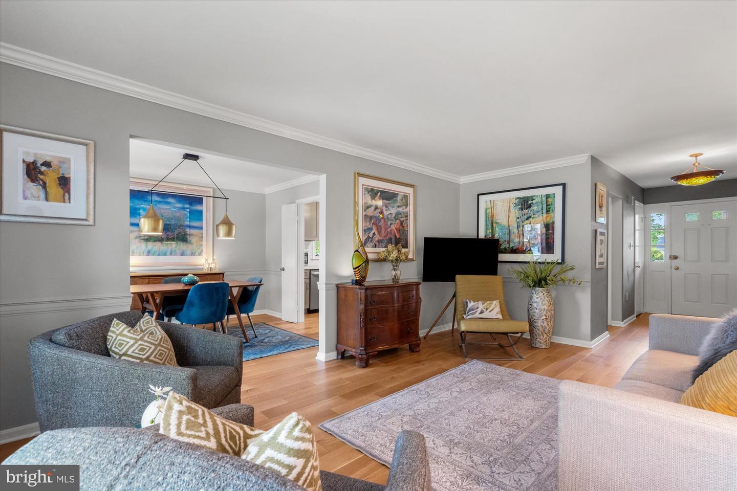 8221 TREEBROOKE LN, ALEXANDRIA, Virginia 22308, 4 Bedrooms Bedrooms, ,3 BathroomsBathrooms,Residential,For sale,8221 TREEBROOKE LN,VAFX2238988 MLS # VAFX2238988
