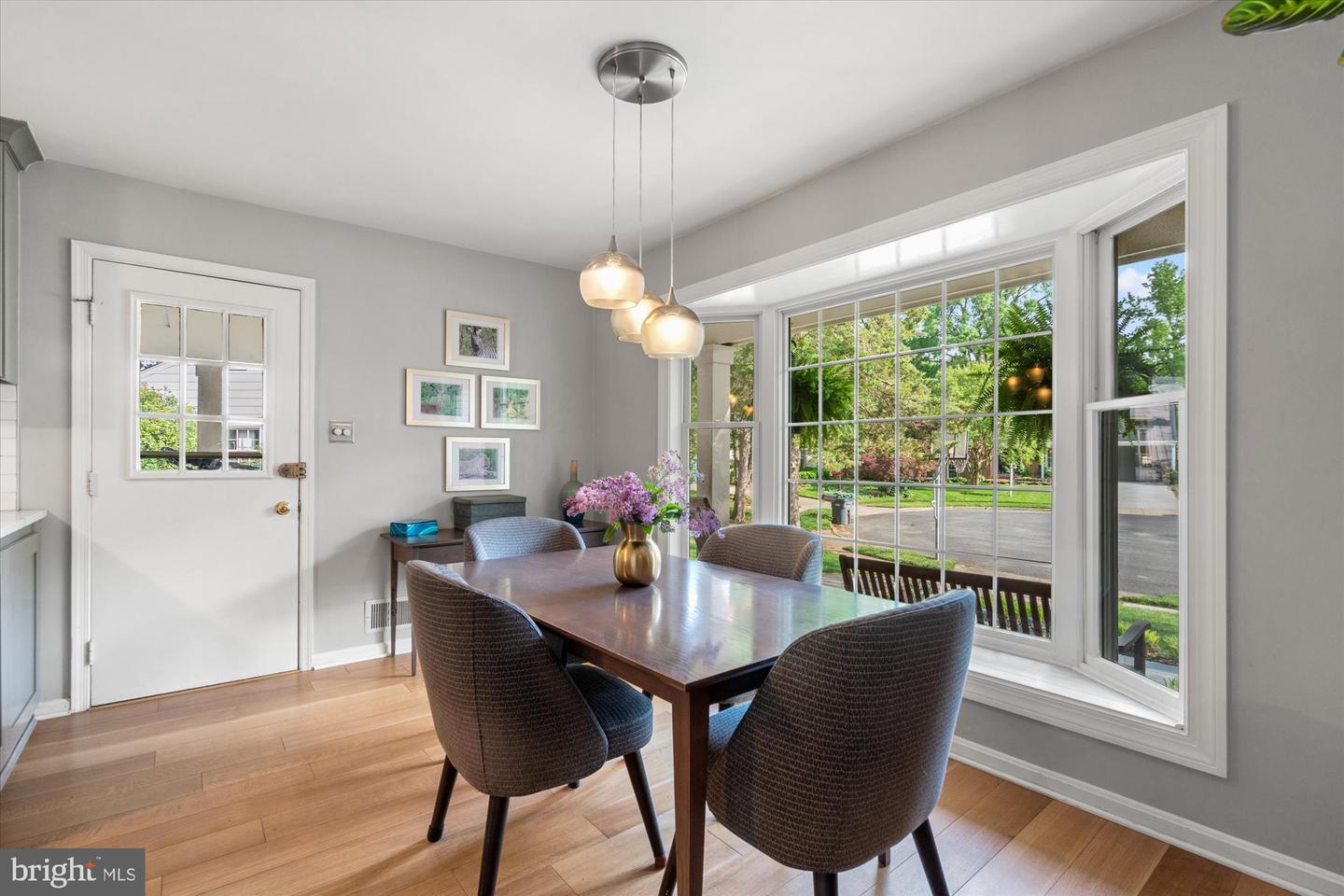 8221 TREEBROOKE LN, ALEXANDRIA, Virginia 22308, 4 Bedrooms Bedrooms, ,3 BathroomsBathrooms,Residential,For sale,8221 TREEBROOKE LN,VAFX2238988 MLS # VAFX2238988