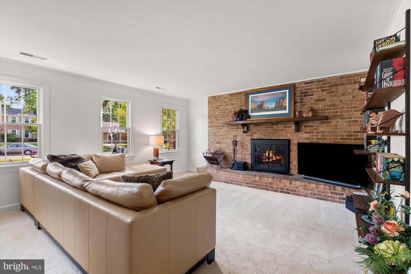 8221 TREEBROOKE LN, ALEXANDRIA, Virginia 22308, 4 Bedrooms Bedrooms, ,3 BathroomsBathrooms,Residential,For sale,8221 TREEBROOKE LN,VAFX2238988 MLS # VAFX2238988