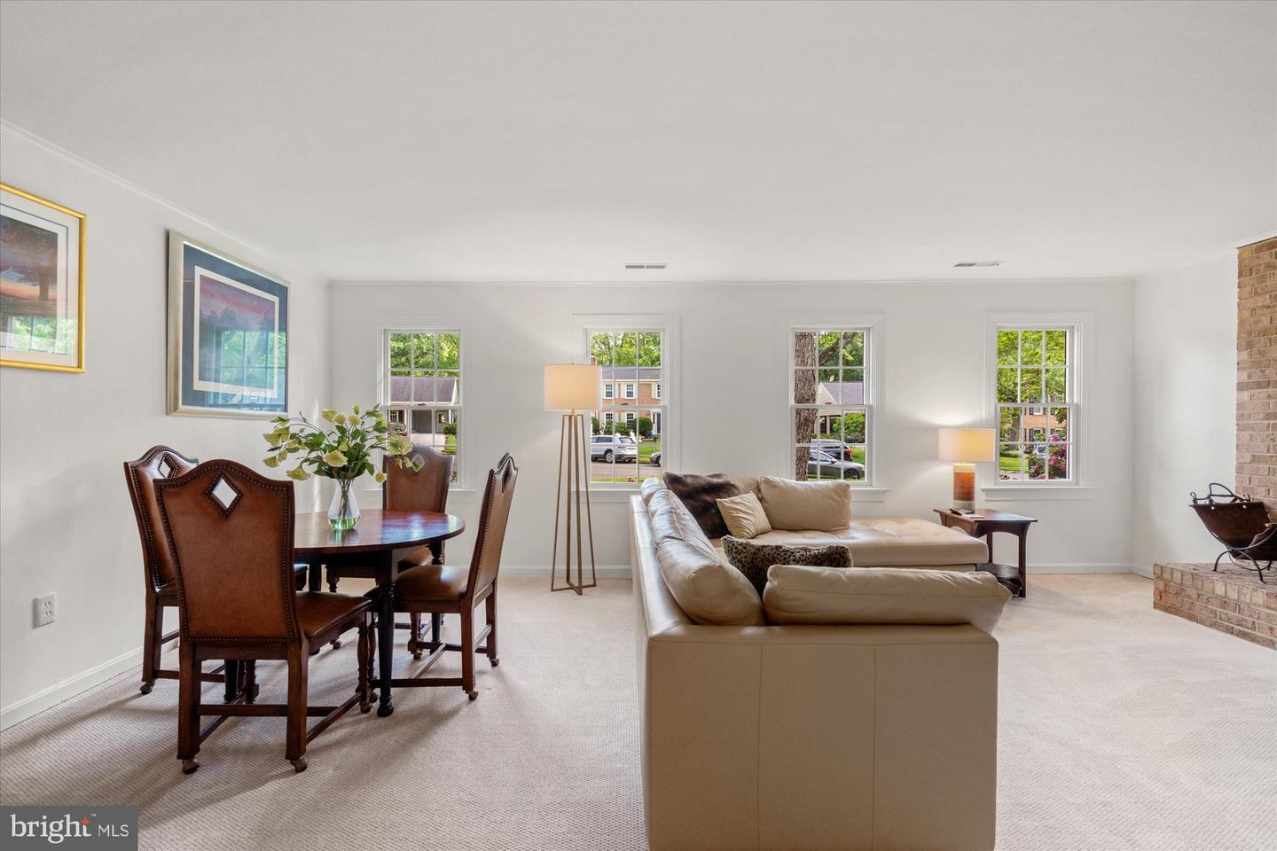 8221 TREEBROOKE LN, ALEXANDRIA, Virginia 22308, 4 Bedrooms Bedrooms, ,3 BathroomsBathrooms,Residential,For sale,8221 TREEBROOKE LN,VAFX2238988 MLS # VAFX2238988