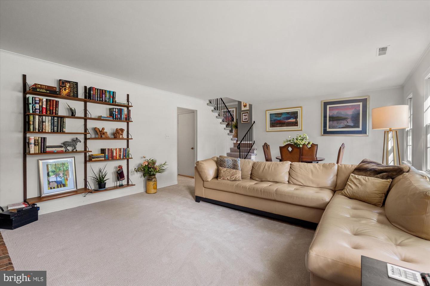8221 TREEBROOKE LN, ALEXANDRIA, Virginia 22308, 4 Bedrooms Bedrooms, ,3 BathroomsBathrooms,Residential,For sale,8221 TREEBROOKE LN,VAFX2238988 MLS # VAFX2238988