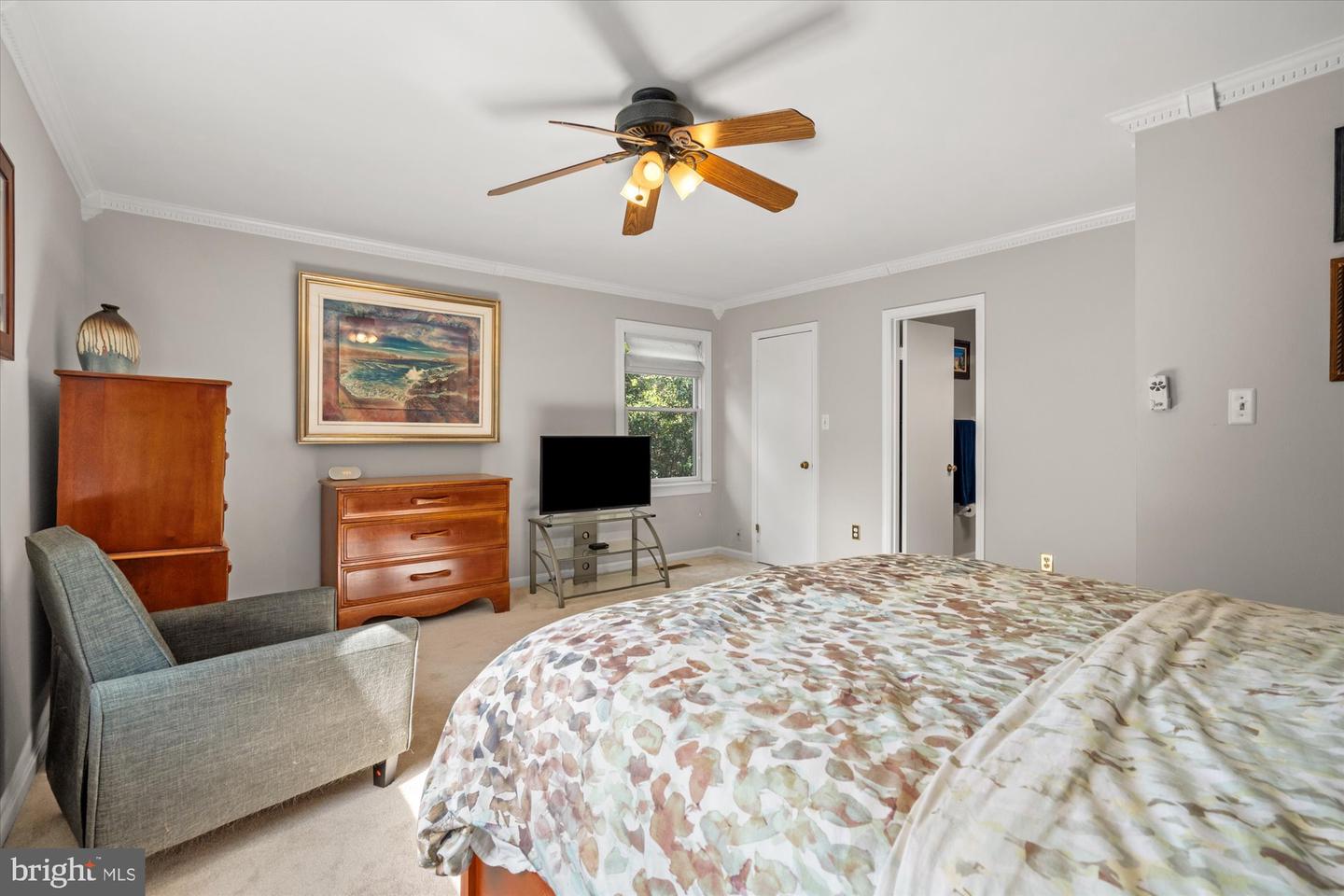 8221 TREEBROOKE LN, ALEXANDRIA, Virginia 22308, 4 Bedrooms Bedrooms, ,3 BathroomsBathrooms,Residential,For sale,8221 TREEBROOKE LN,VAFX2238988 MLS # VAFX2238988