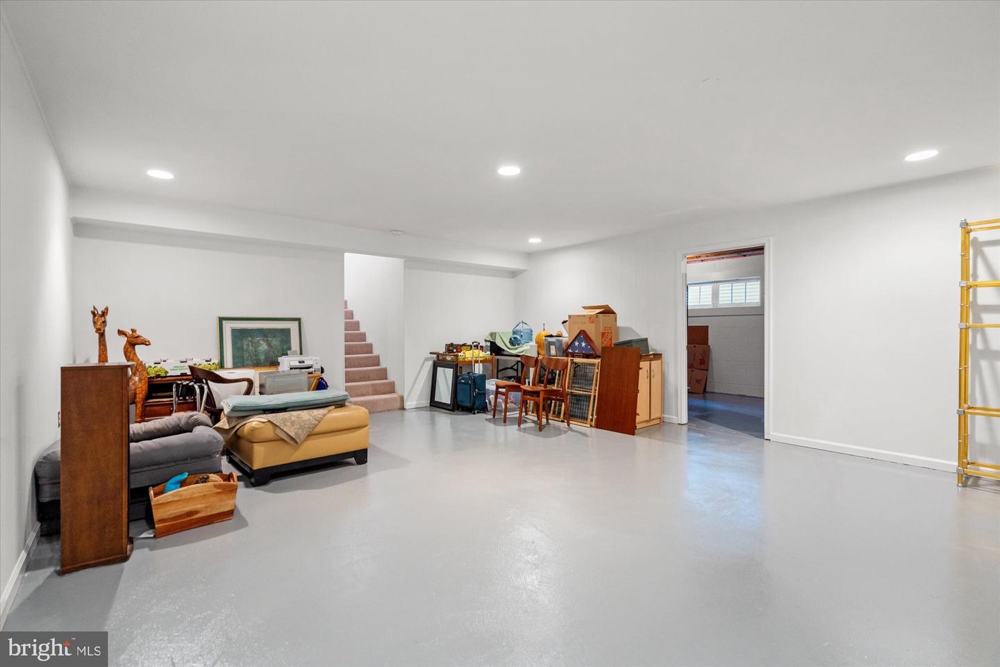 8221 TREEBROOKE LN, ALEXANDRIA, Virginia 22308, 4 Bedrooms Bedrooms, ,3 BathroomsBathrooms,Residential,For sale,8221 TREEBROOKE LN,VAFX2238988 MLS # VAFX2238988
