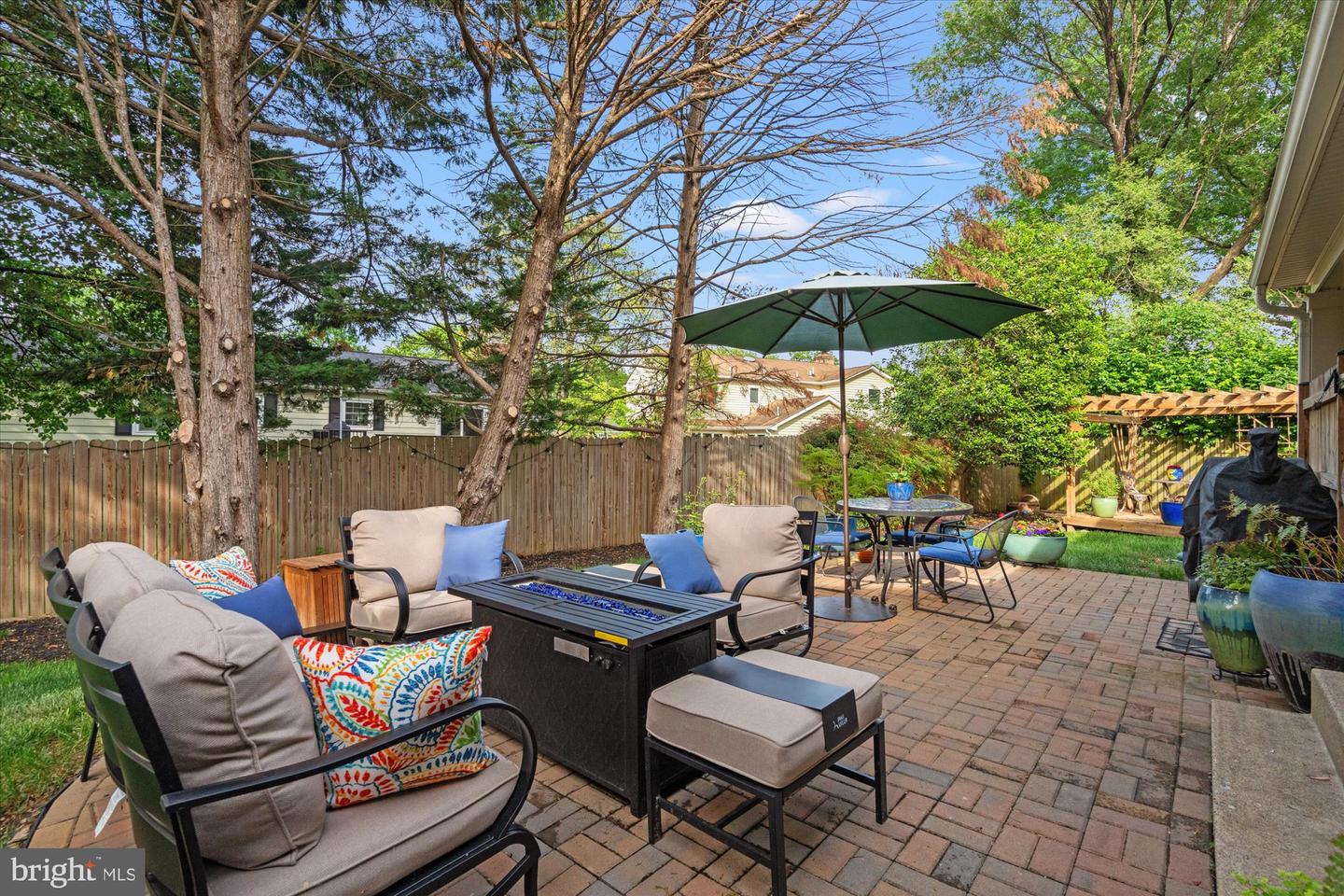 8221 TREEBROOKE LN, ALEXANDRIA, Virginia 22308, 4 Bedrooms Bedrooms, ,3 BathroomsBathrooms,Residential,For sale,8221 TREEBROOKE LN,VAFX2238988 MLS # VAFX2238988