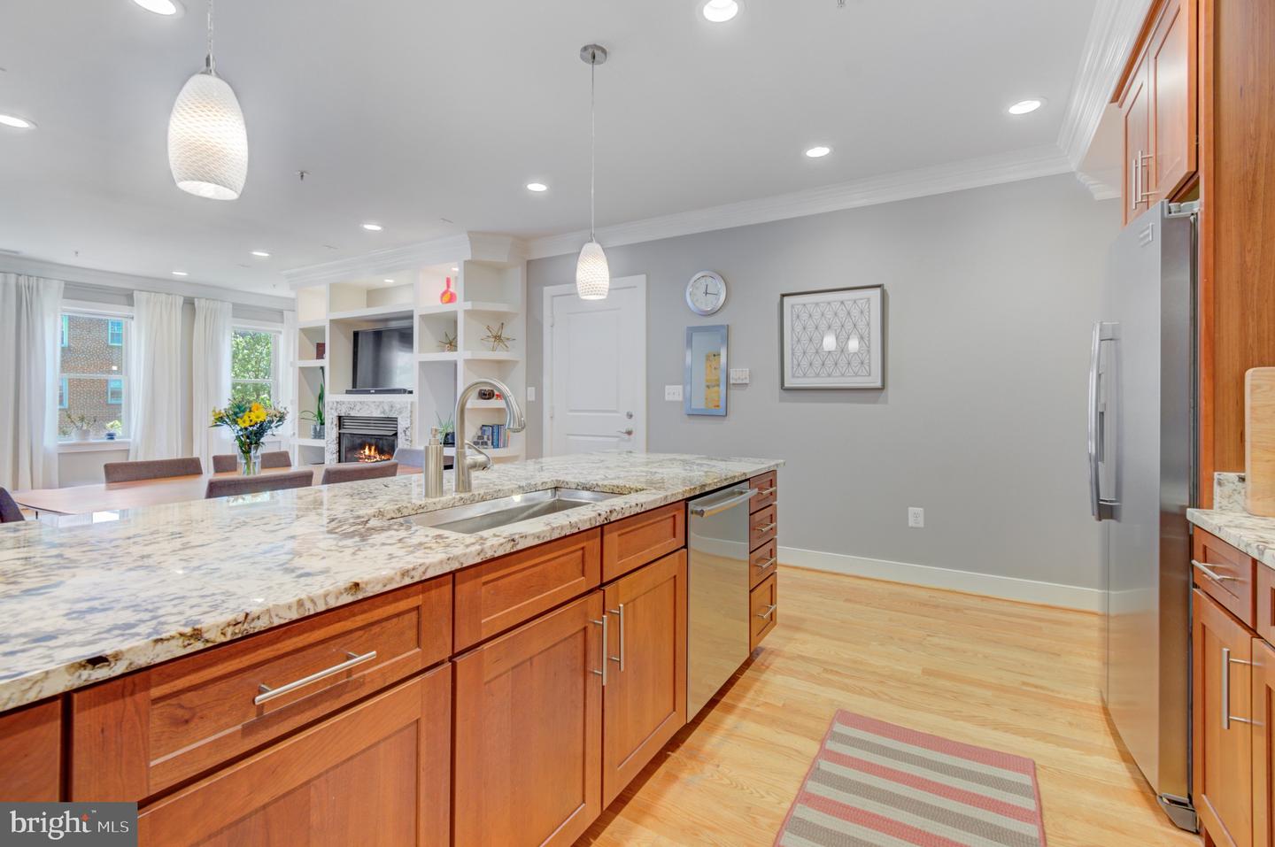 2448 ONTARIO RD NW #3, WASHINGTON, District Of Columbia 20009, 2 Bedrooms Bedrooms, ,2 BathroomsBathrooms,Residential,For sale,2448 ONTARIO RD NW #3,DCDC2199374 MLS # DCDC2199374
