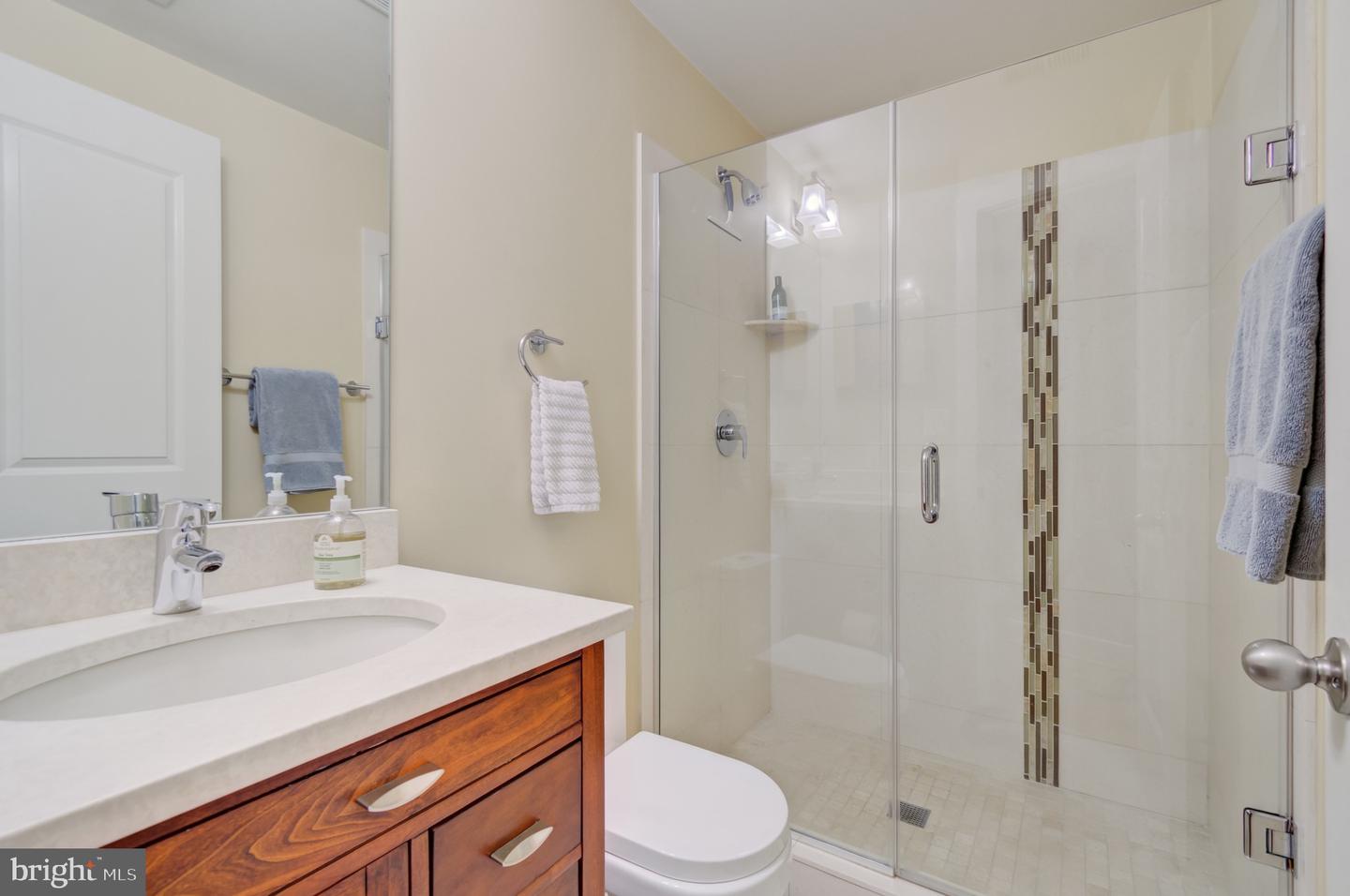 2448 ONTARIO RD NW #3, WASHINGTON, District Of Columbia 20009, 2 Bedrooms Bedrooms, ,2 BathroomsBathrooms,Residential,For sale,2448 ONTARIO RD NW #3,DCDC2199374 MLS # DCDC2199374