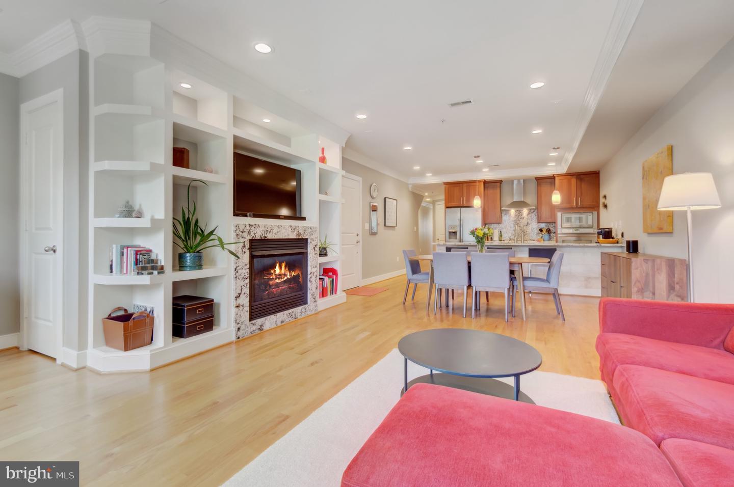 2448 ONTARIO RD NW #3, WASHINGTON, District Of Columbia 20009, 2 Bedrooms Bedrooms, ,2 BathroomsBathrooms,Residential,For sale,2448 ONTARIO RD NW #3,DCDC2199374 MLS # DCDC2199374