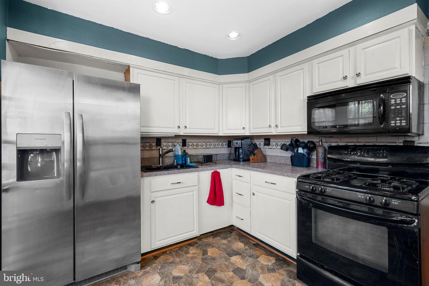 658 NICHOLSON ST NE, WASHINGTON, District Of Columbia 20011, 3 Bedrooms Bedrooms, 8 Rooms Rooms,1 BathroomBathrooms,Residential,For sale,658 NICHOLSON ST NE,DCDC2199456 MLS # DCDC2199456