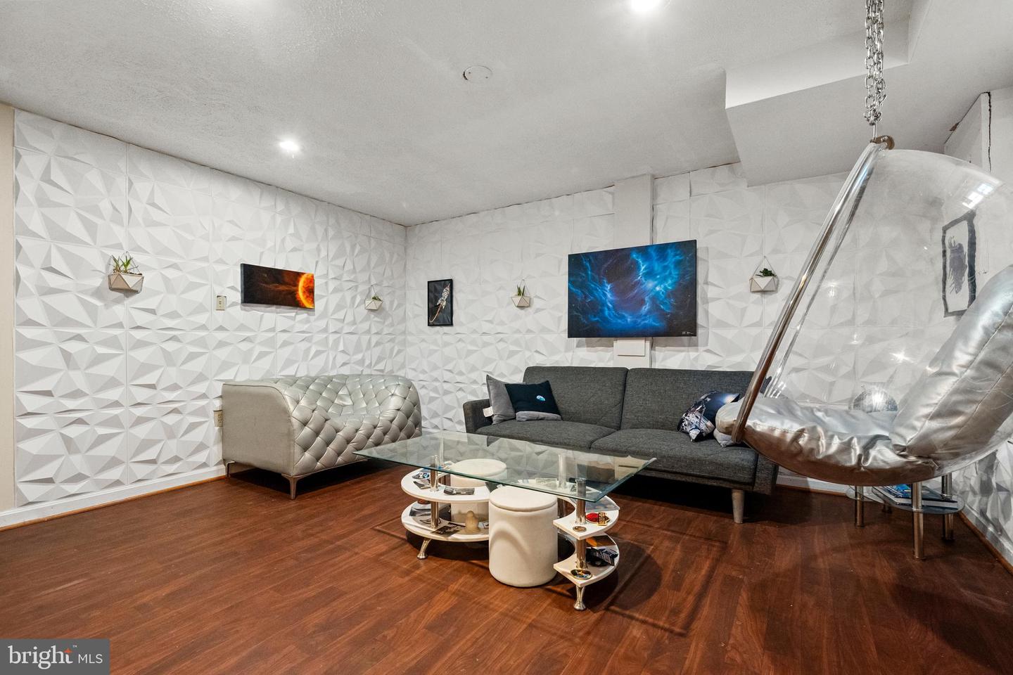 658 NICHOLSON ST NE, WASHINGTON, District Of Columbia 20011, 3 Bedrooms Bedrooms, 8 Rooms Rooms,1 BathroomBathrooms,Residential,For sale,658 NICHOLSON ST NE,DCDC2199456 MLS # DCDC2199456
