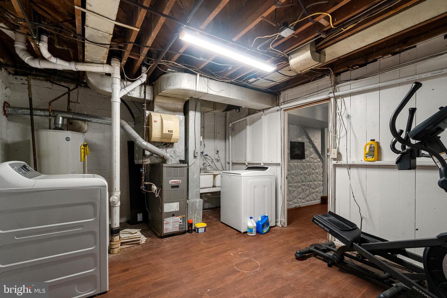 658 NICHOLSON ST NE, WASHINGTON, District Of Columbia 20011, 3 Bedrooms Bedrooms, 8 Rooms Rooms,1 BathroomBathrooms,Residential,For sale,658 NICHOLSON ST NE,DCDC2199456 MLS # DCDC2199456