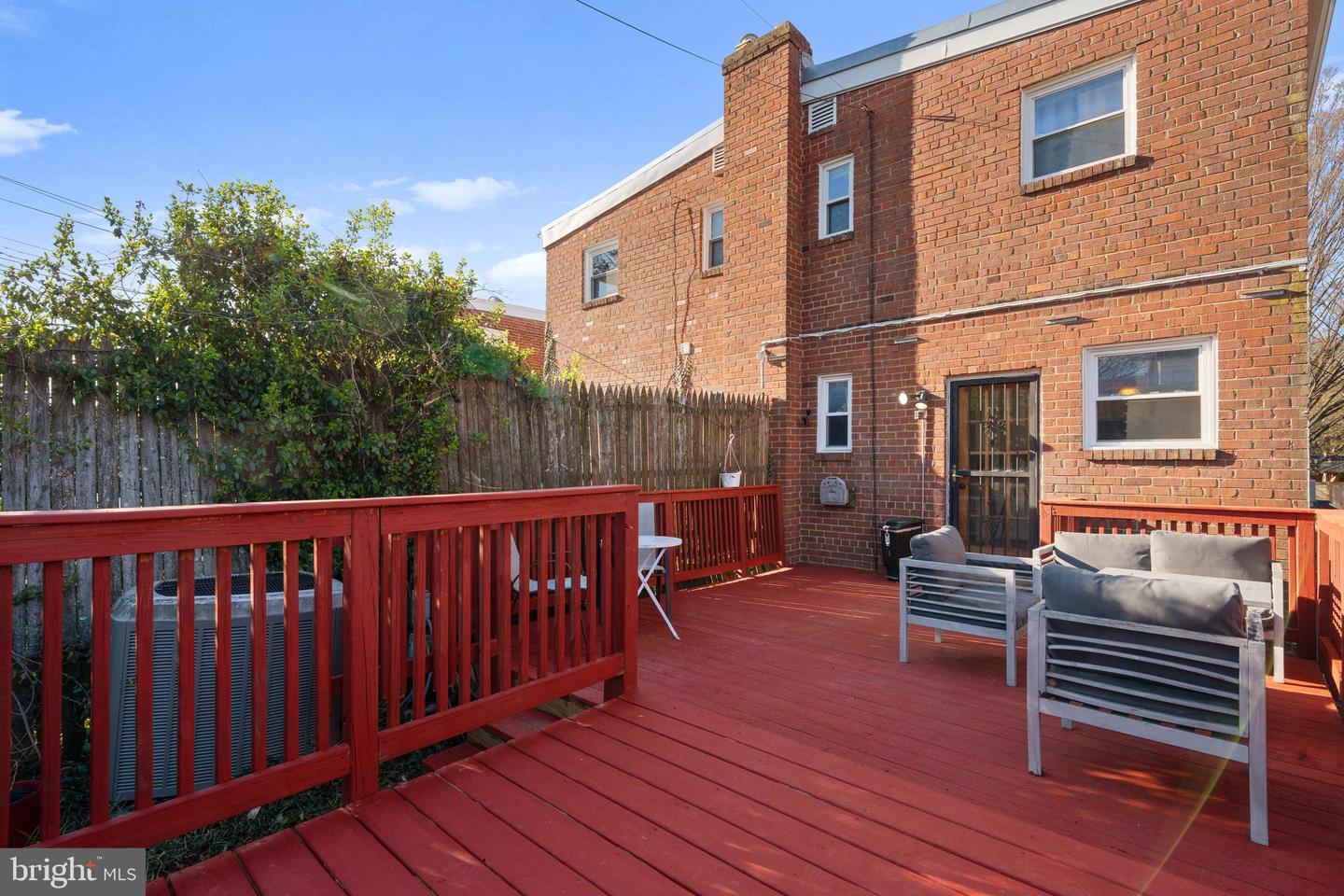 658 NICHOLSON ST NE, WASHINGTON, District Of Columbia 20011, 3 Bedrooms Bedrooms, 8 Rooms Rooms,1 BathroomBathrooms,Residential,For sale,658 NICHOLSON ST NE,DCDC2199456 MLS # DCDC2199456