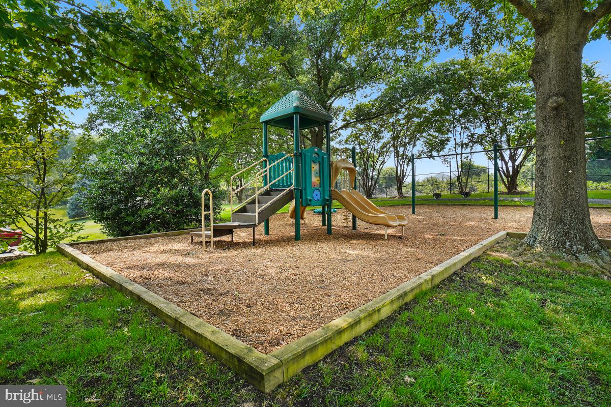 5901 MOUNT EAGLE DR #509, ALEXANDRIA, Virginia 22303, 2 Bedrooms Bedrooms, 8 Rooms Rooms,2 BathroomsBathrooms,Residential,For sale,5901 MOUNT EAGLE DR #509,VAFX2239236 MLS # VAFX2239236