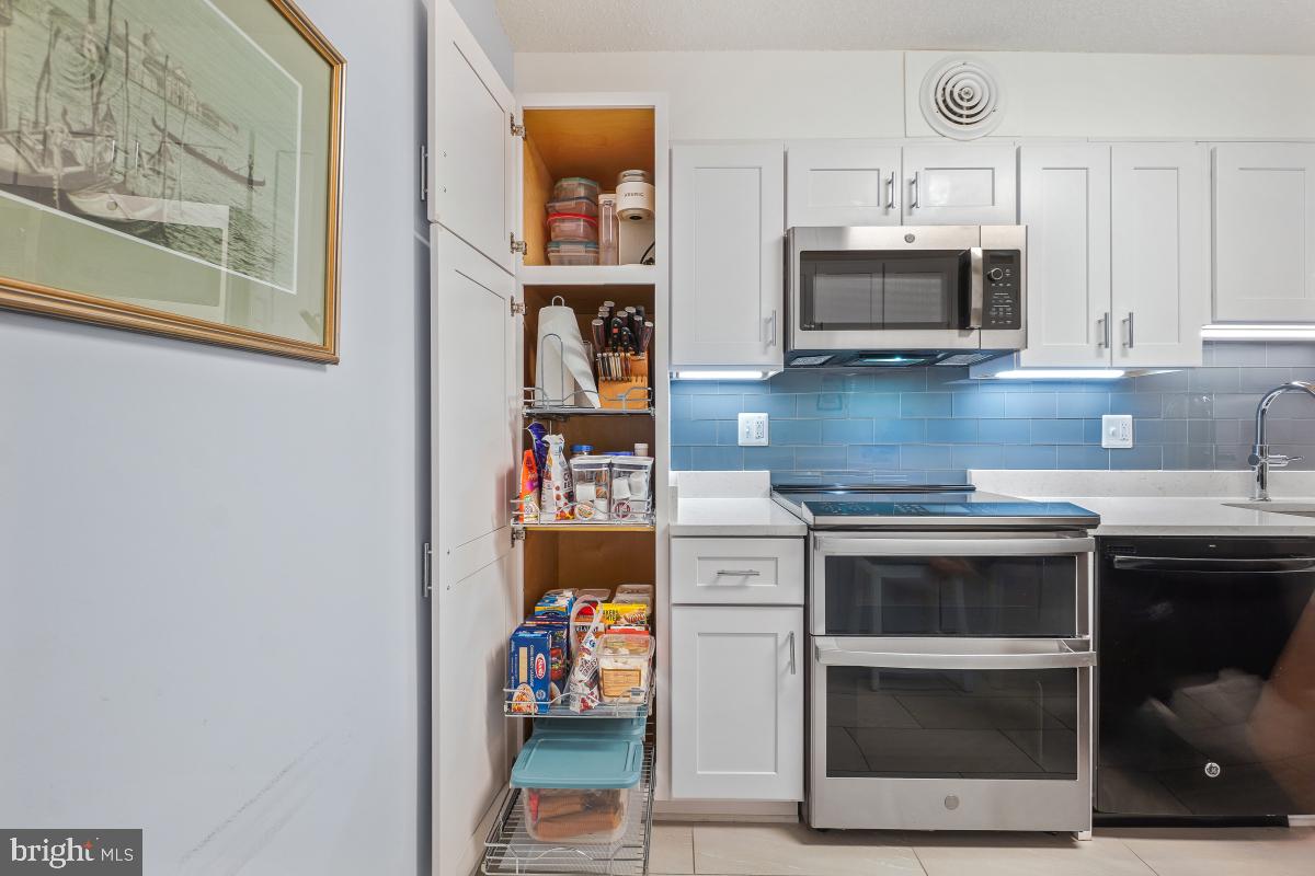 5901 MOUNT EAGLE DR #509, ALEXANDRIA, Virginia 22303, 2 Bedrooms Bedrooms, 8 Rooms Rooms,2 BathroomsBathrooms,Residential,For sale,5901 MOUNT EAGLE DR #509,VAFX2239236 MLS # VAFX2239236