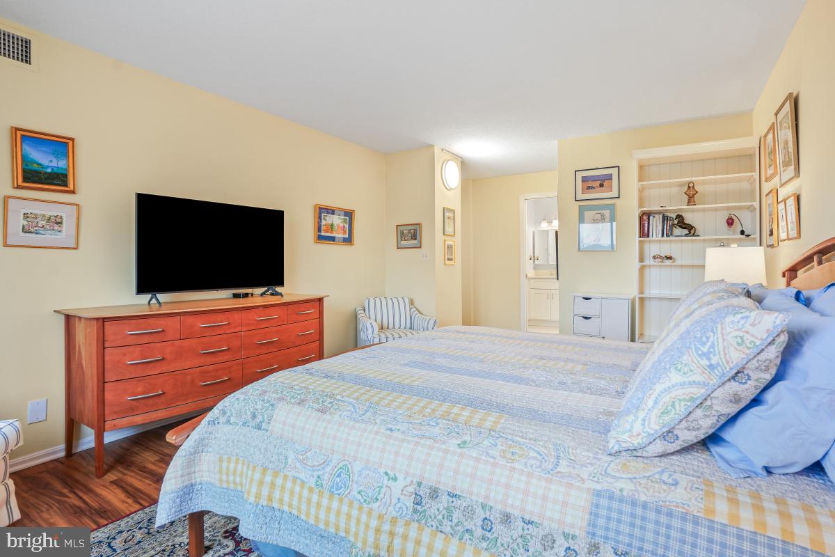 5901 MOUNT EAGLE DR #509, ALEXANDRIA, Virginia 22303, 2 Bedrooms Bedrooms, 8 Rooms Rooms,2 BathroomsBathrooms,Residential,For sale,5901 MOUNT EAGLE DR #509,VAFX2239236 MLS # VAFX2239236