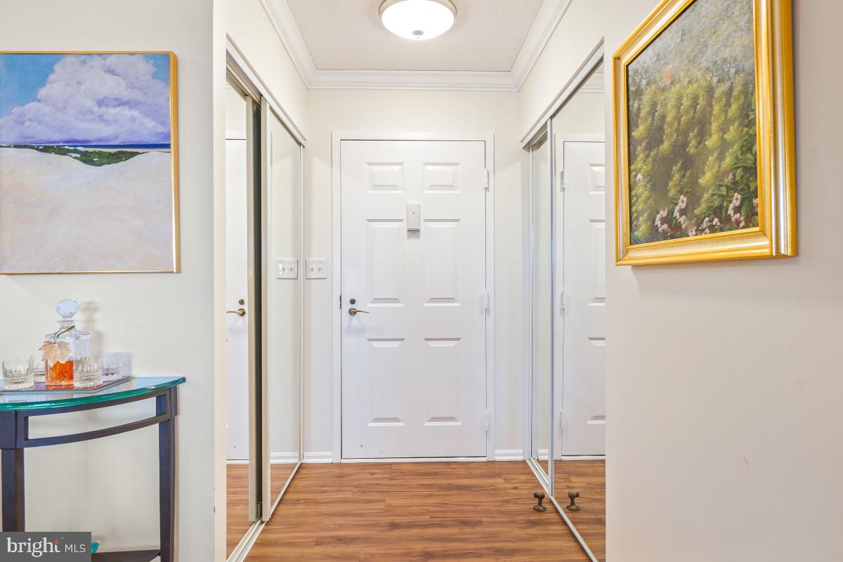 5901 MOUNT EAGLE DR #509, ALEXANDRIA, Virginia 22303, 2 Bedrooms Bedrooms, 8 Rooms Rooms,2 BathroomsBathrooms,Residential,For sale,5901 MOUNT EAGLE DR #509,VAFX2239236 MLS # VAFX2239236