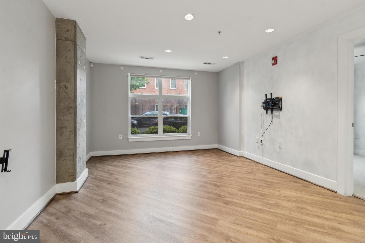 1111 ORREN ST NE #107, WASHINGTON, District Of Columbia 20002, 1 Bedroom Bedrooms, ,1 BathroomBathrooms,Residential,For sale,1111 ORREN ST NE #107,DCDC2199504 MLS # DCDC2199504