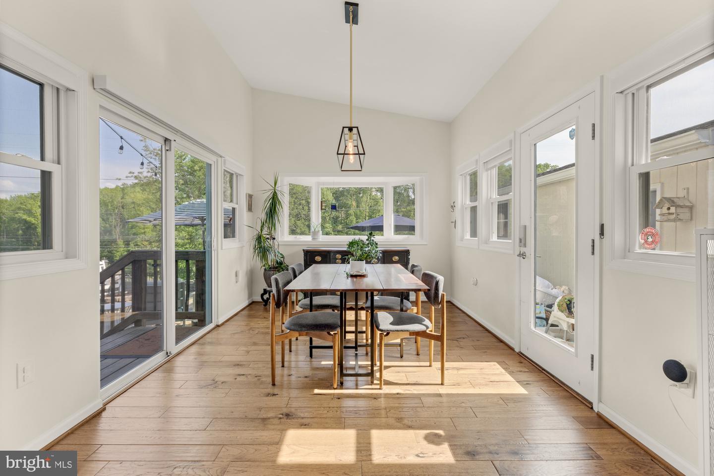 4117 DUVAWN ST, ALEXANDRIA, Virginia 22310, 4 Bedrooms Bedrooms, ,2 BathroomsBathrooms,Residential,For sale,4117 DUVAWN ST,VAFX2239202 MLS # VAFX2239202