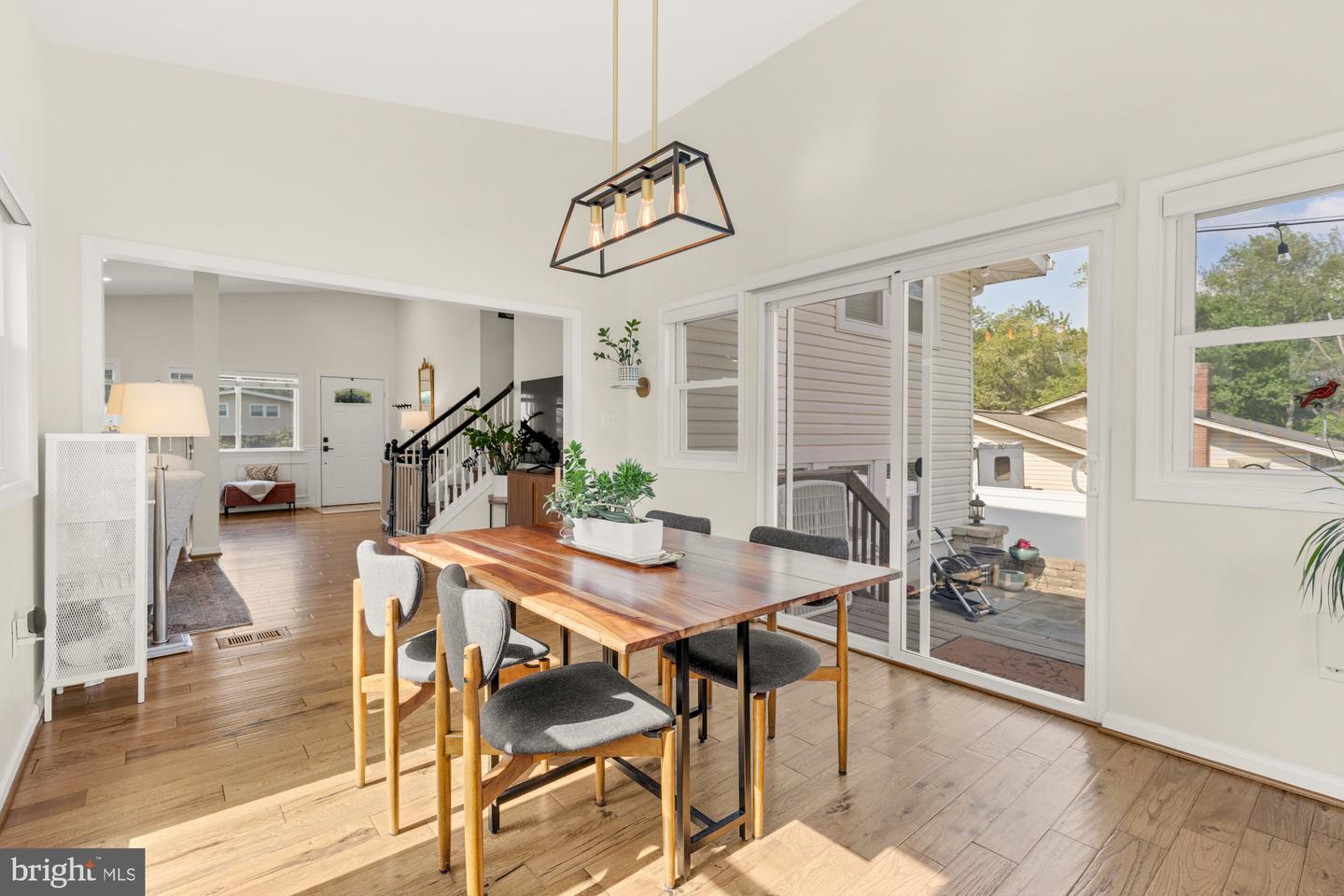 4117 DUVAWN ST, ALEXANDRIA, Virginia 22310, 4 Bedrooms Bedrooms, ,2 BathroomsBathrooms,Residential,For sale,4117 DUVAWN ST,VAFX2239202 MLS # VAFX2239202
