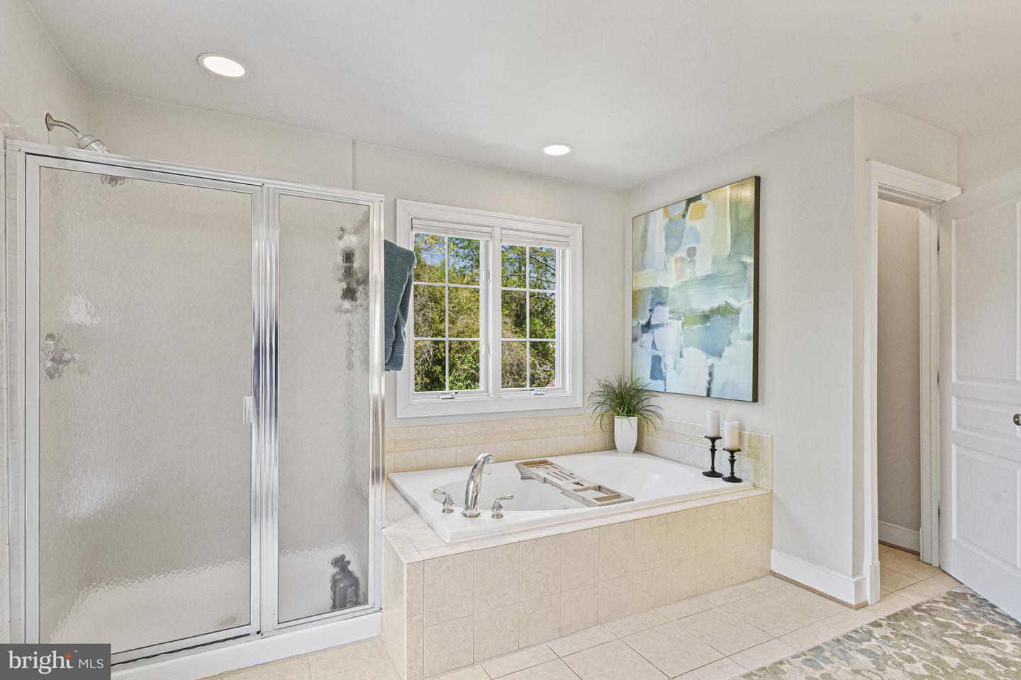 1912 CORLISS CT, MCLEAN, Virginia 22101, 4 Bedrooms Bedrooms, ,4 BathroomsBathrooms,Residential,For sale,1912 CORLISS CT,VAFX2239234 MLS # VAFX2239234